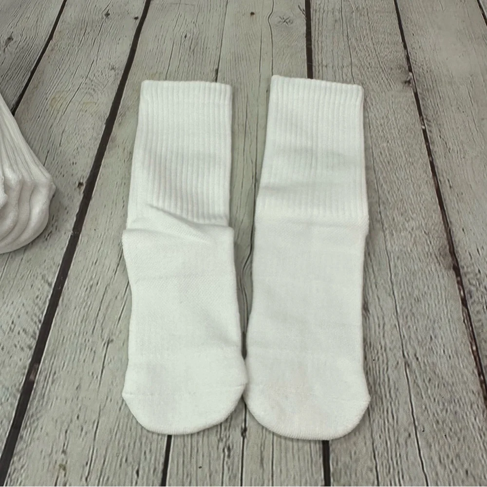 NWT under armour UA training cotton blend crew socks womens 4-6 UNISEX